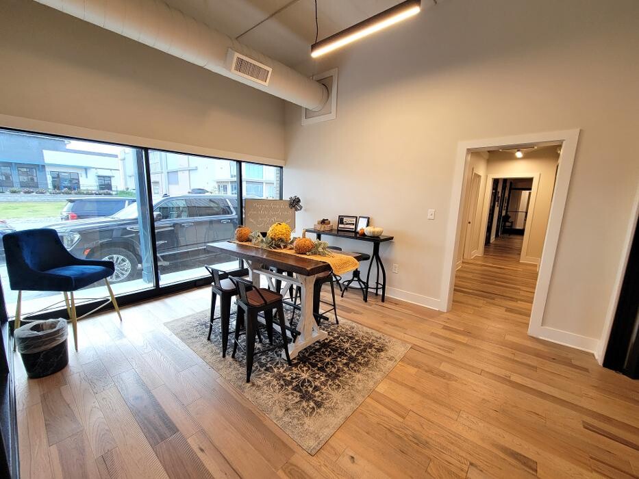 Images Rosenblum Realty, Inc.