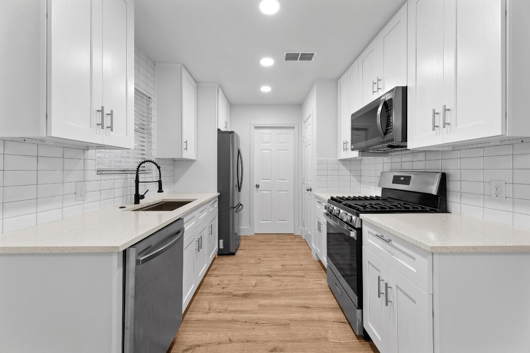 Images Teamwork Home Designs