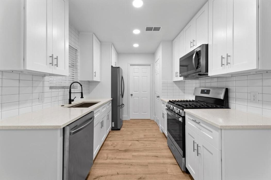 Images Teamwork Home Designs