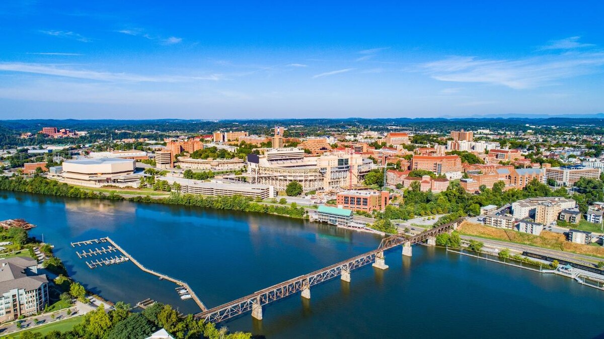 Images iTrip Vacations Knoxville