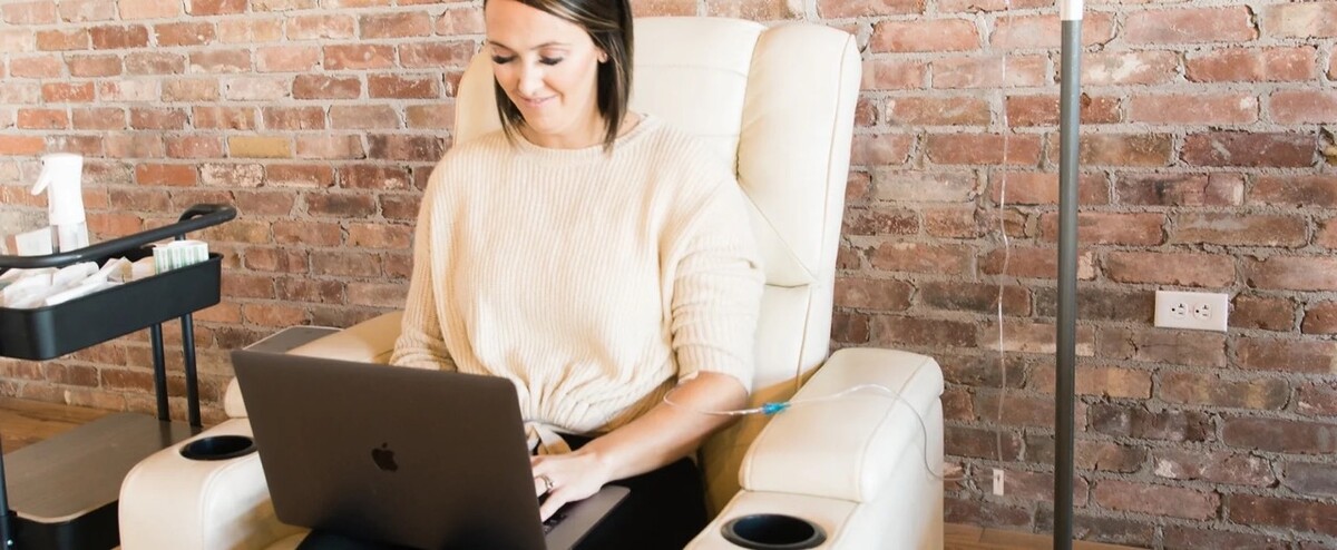 Images The Mint IV Bar