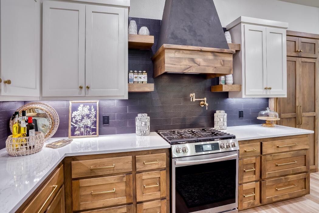 Images Justin Green Custom Homes Inc.