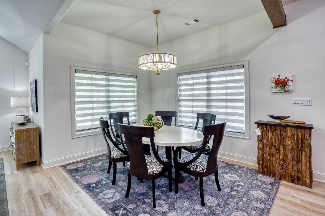 Images Justin Green Custom Homes Inc.