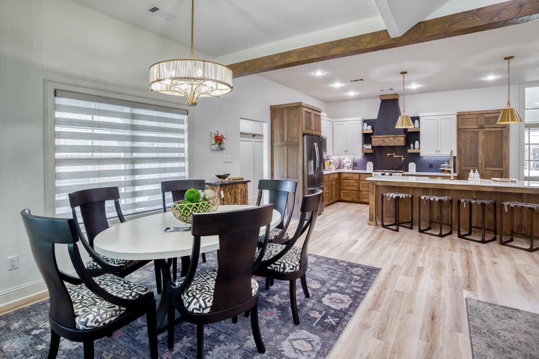Images Justin Green Custom Homes Inc.