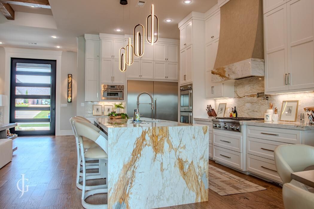 Images Justin Green Custom Homes Inc.