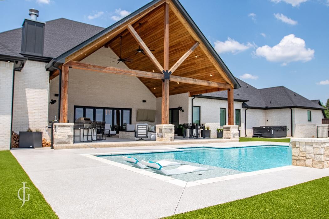Images Justin Green Custom Homes Inc.