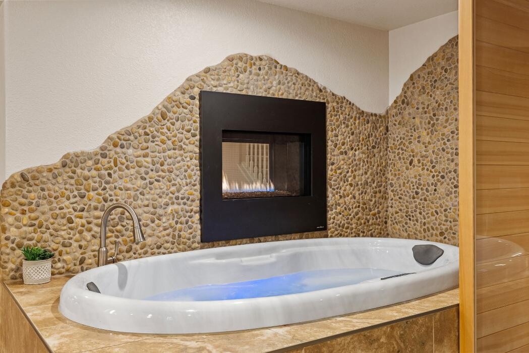 Images The Fowler Group at The Agency