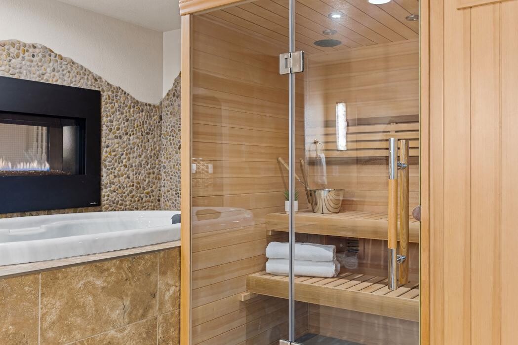 Images The Fowler Group at The Agency