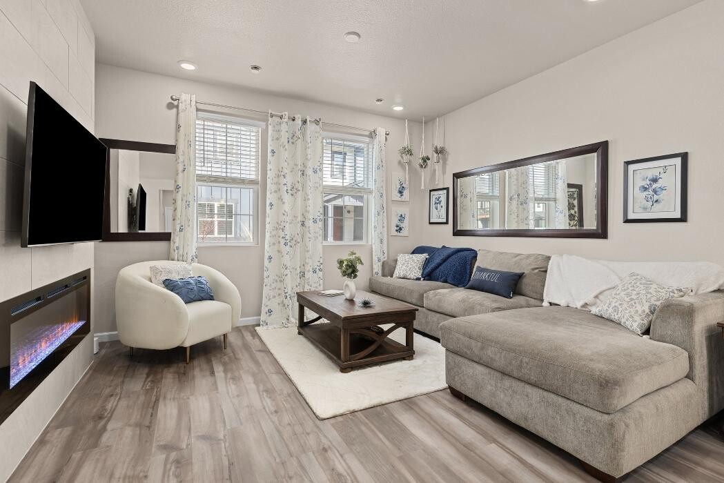 Images The Fowler Group at The Agency