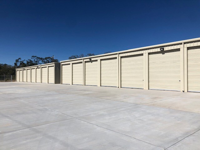 Images Destination RV Storage