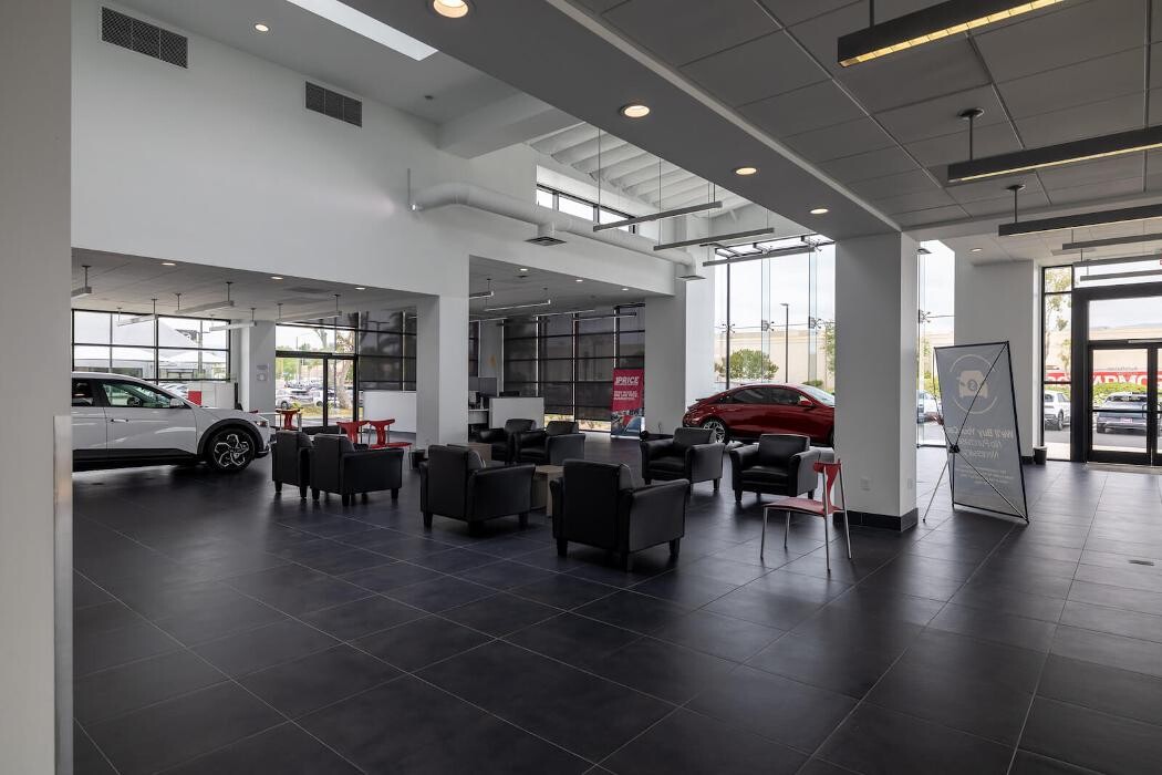 Images AutoNation Hyundai Valencia