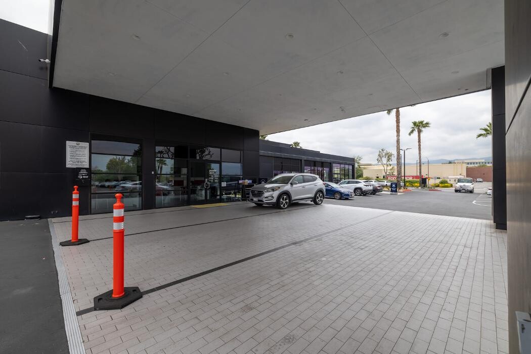 Images AutoNation Hyundai Valencia