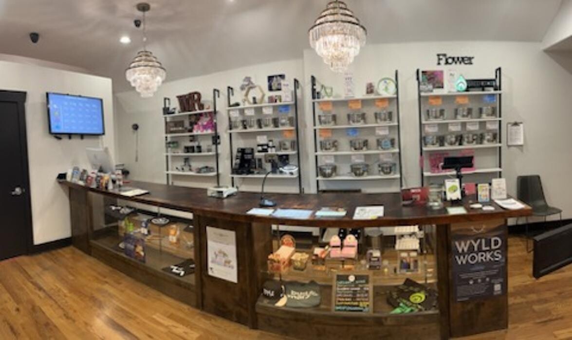 Images Del Mundo Weed Dispensary