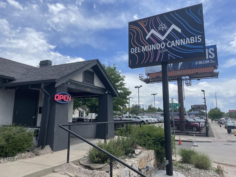 Images Del Mundo Weed Dispensary