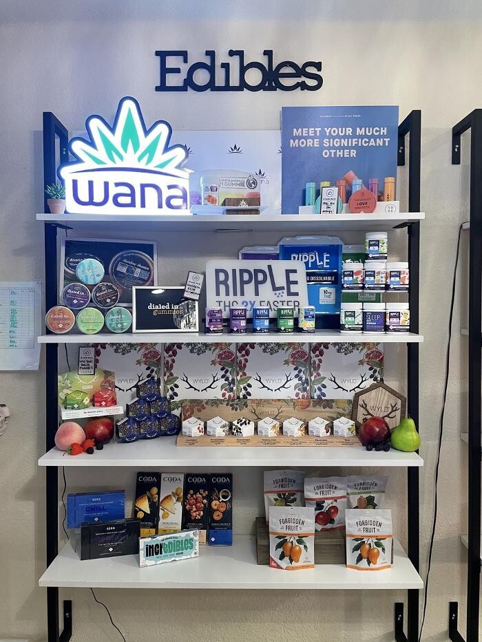 Images Del Mundo Weed Dispensary