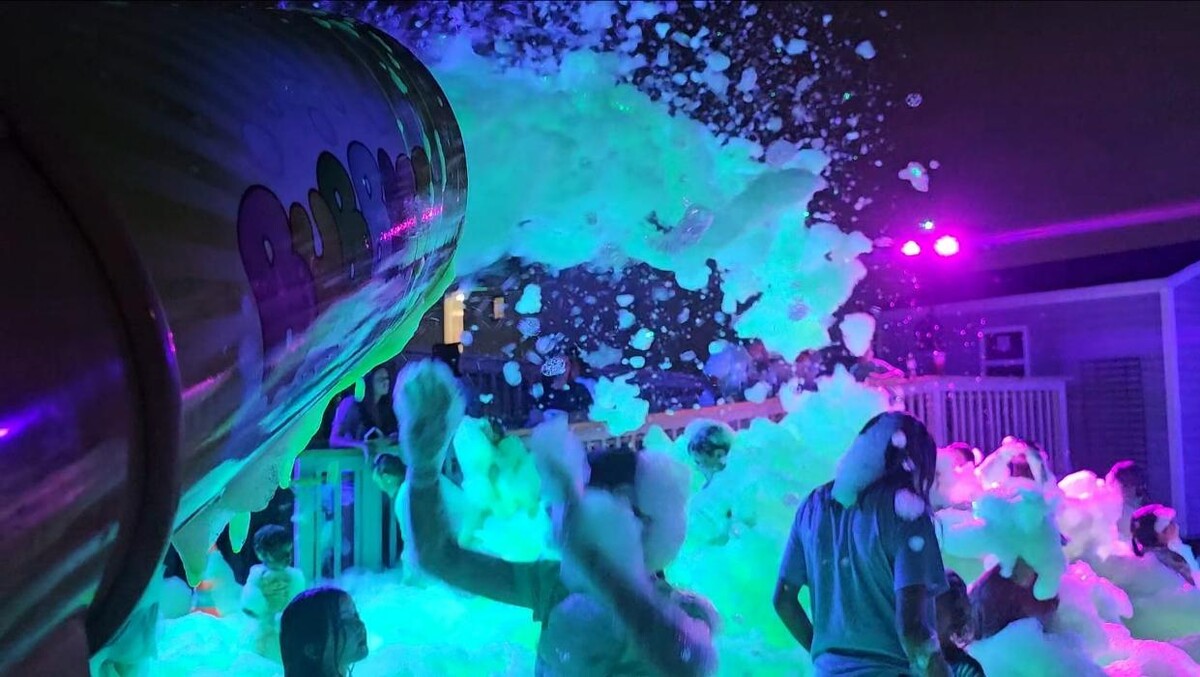 Images Bubbles Foam Parties, Face Painting, Balloon Twisting & More