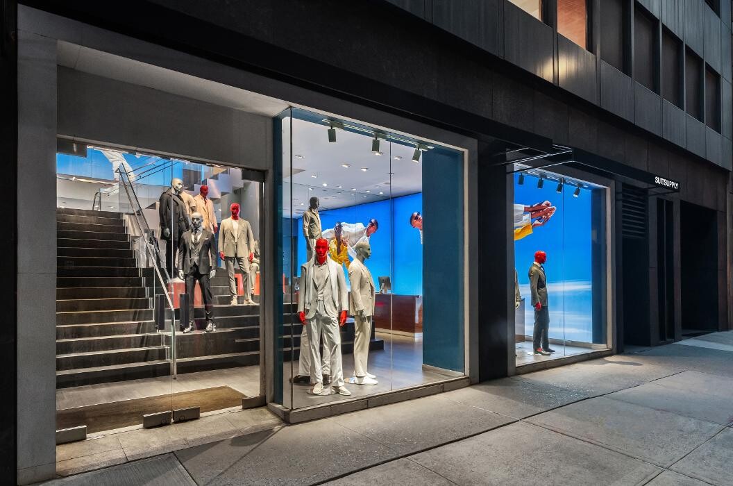 Images Suitsupply NY Madison Avenue