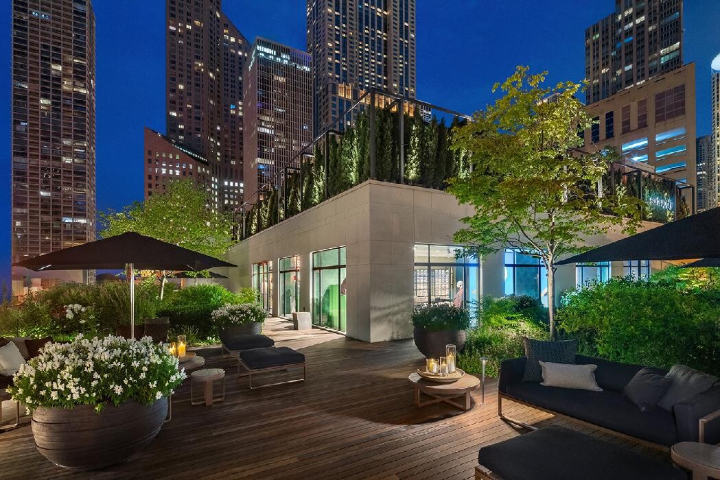 Images Suitsupply Chicago