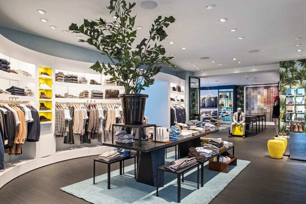 Images Suitsupply Newport Beach