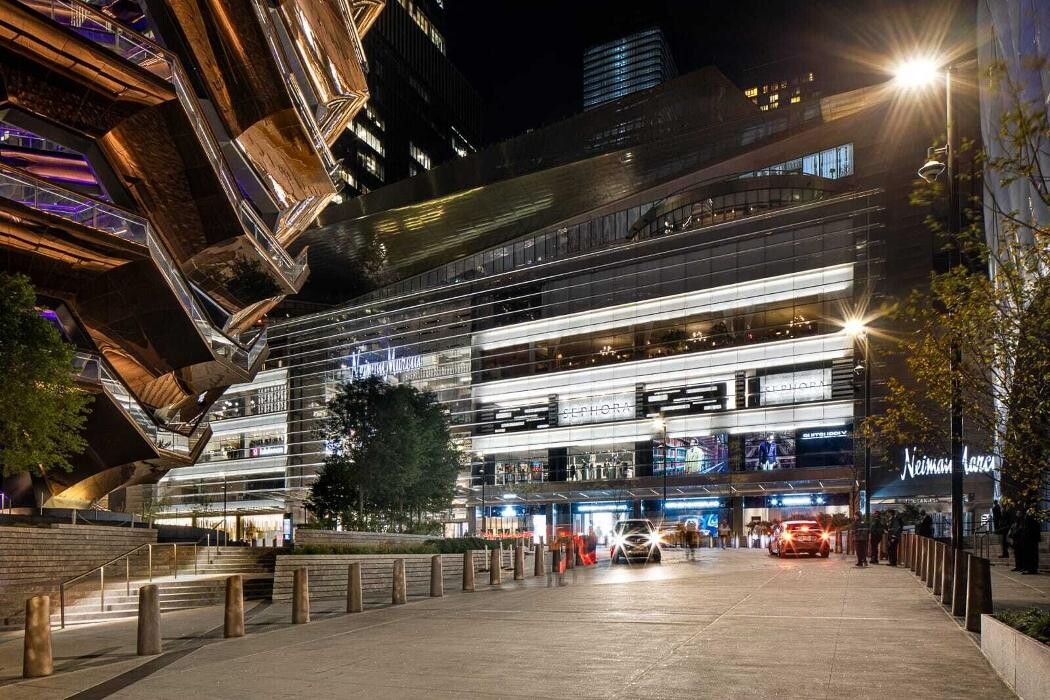 Images Suitsupply NY Hudson Yards