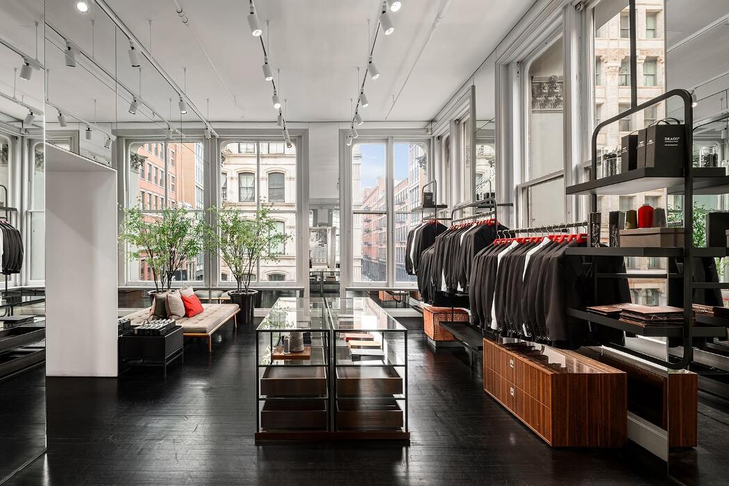 Images Suitsupply NY SoHo