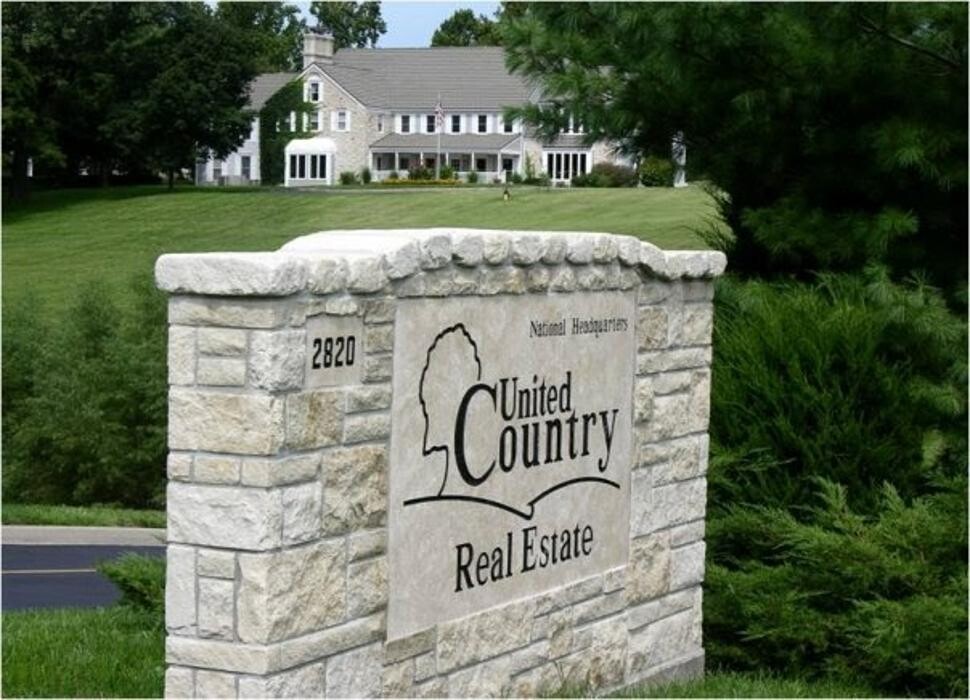 Images United Country Lifestyle Properties