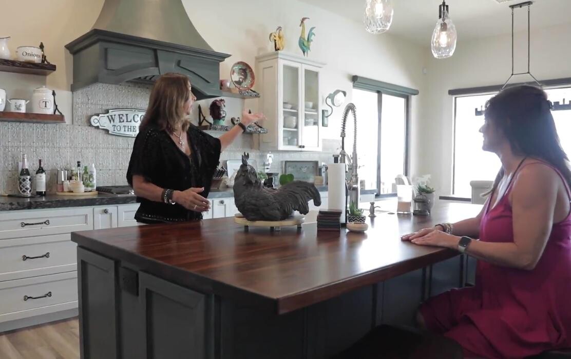 Images Lisa Turner Buy Havasu - Selman & Associates Real Estate