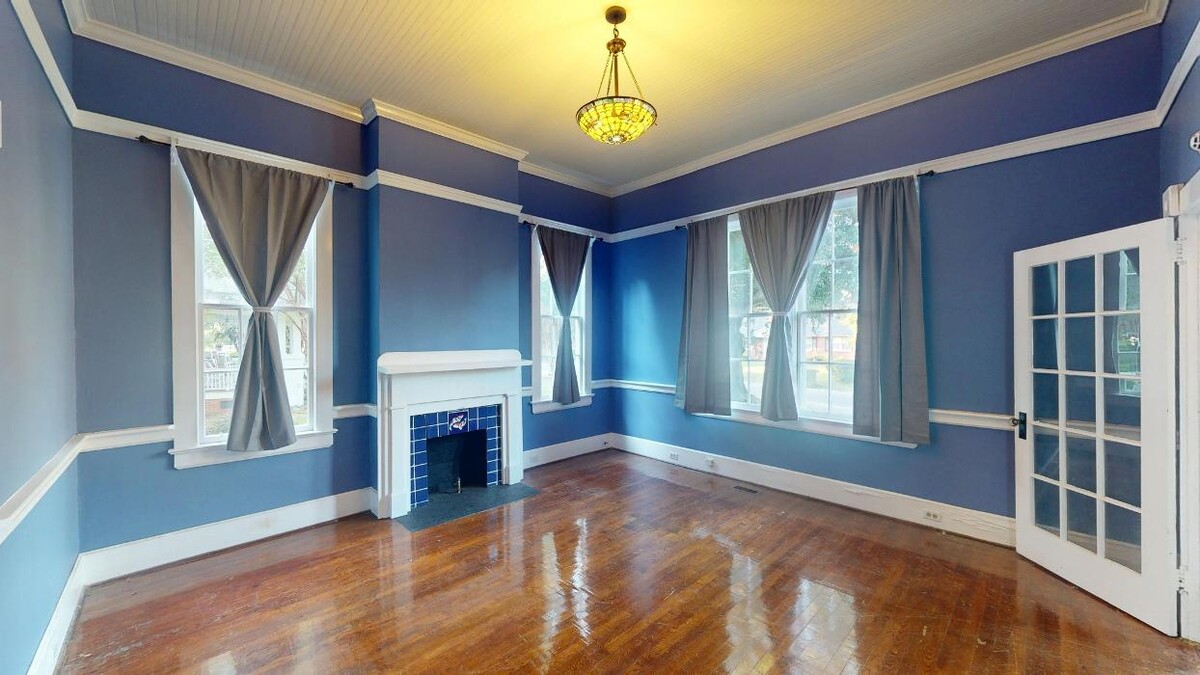 Images Coldwell Banker Deborah Gandy