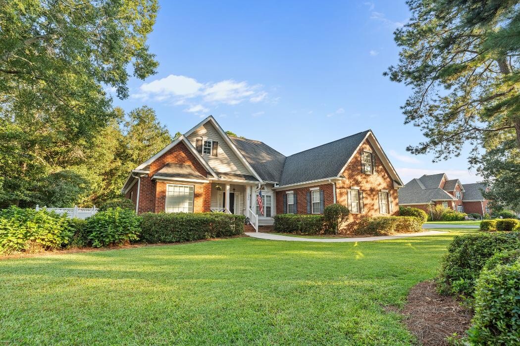 Images Coldwell Banker Deborah Gandy