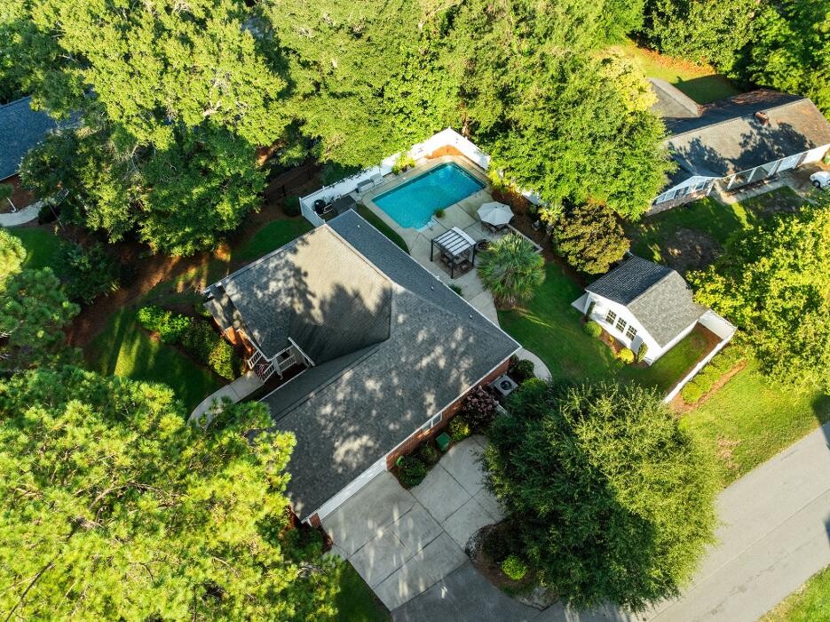 Images Coldwell Banker Deborah Gandy