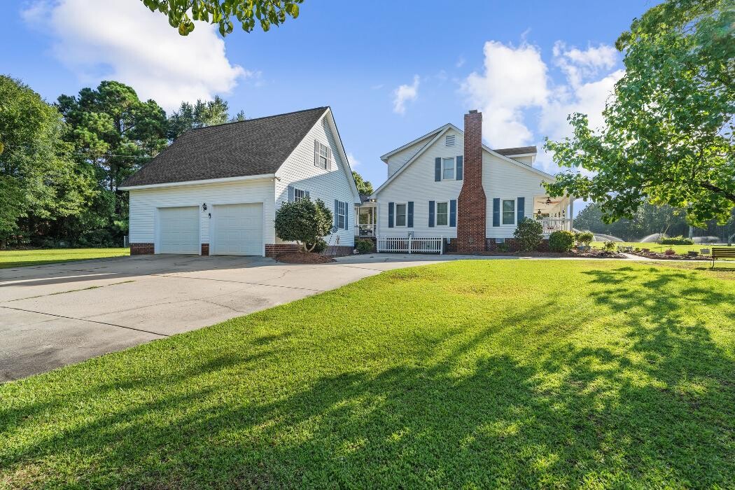 Images Coldwell Banker Deborah Gandy