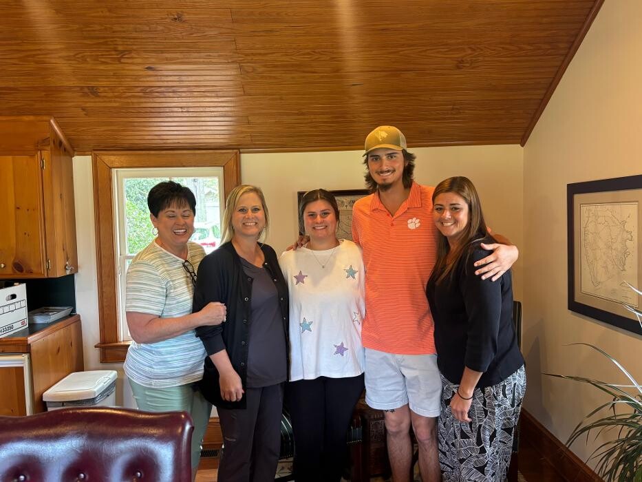 Images Coldwell Banker Deborah Gandy