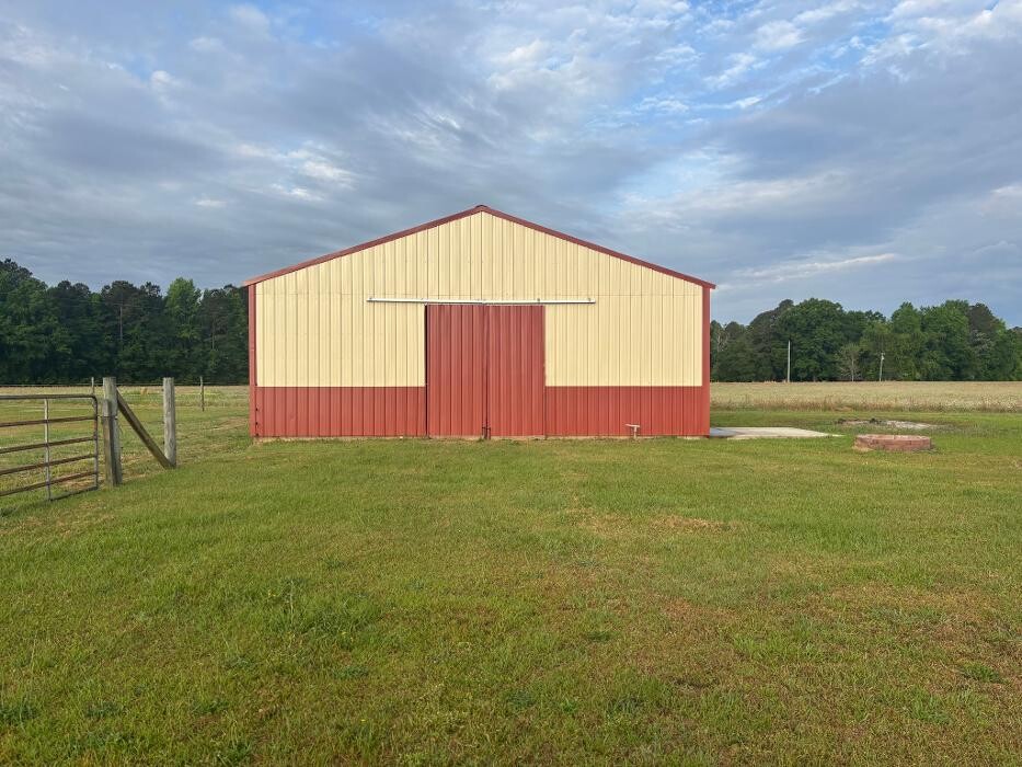 Images Coldwell Banker Deborah Gandy