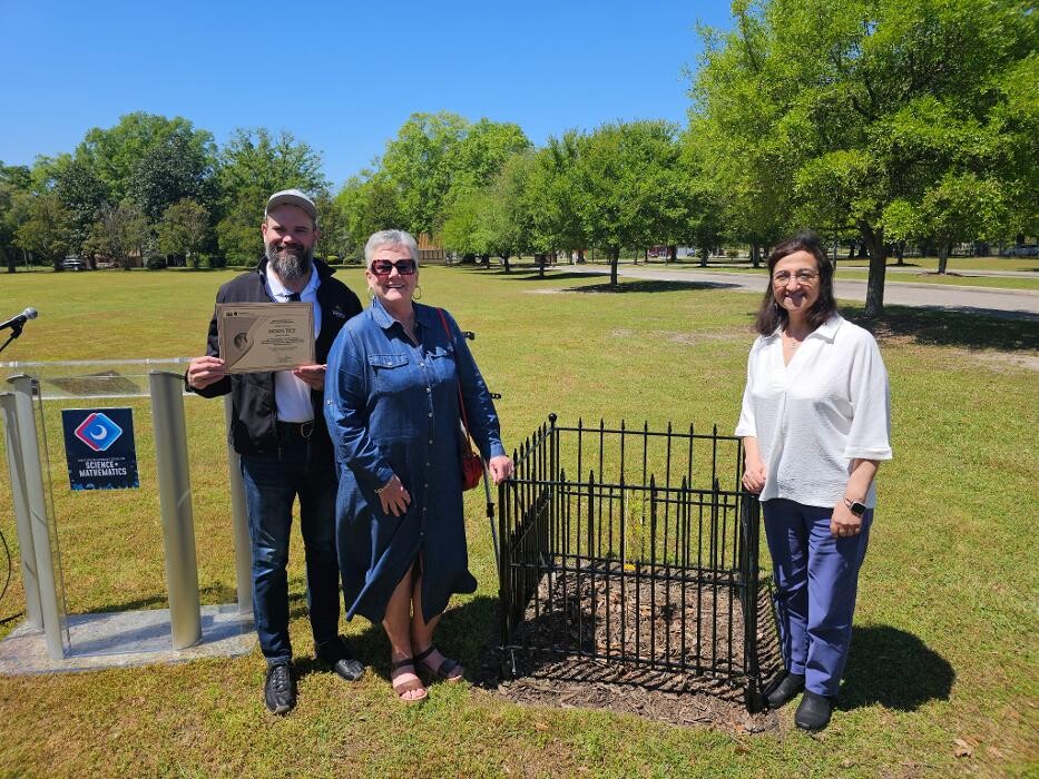 Images Coldwell Banker Deborah Gandy