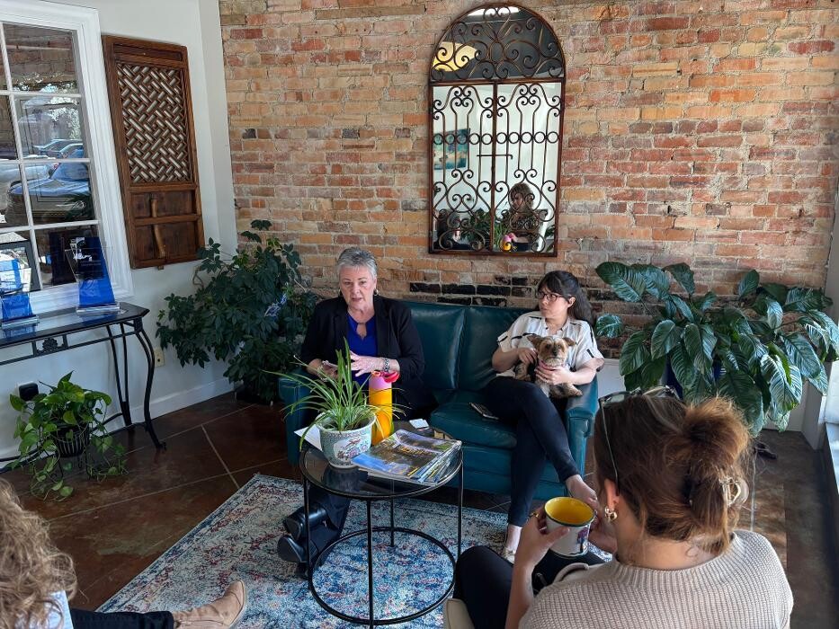 Images Coldwell Banker Deborah Gandy