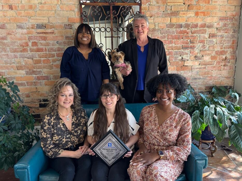 Images Coldwell Banker Deborah Gandy