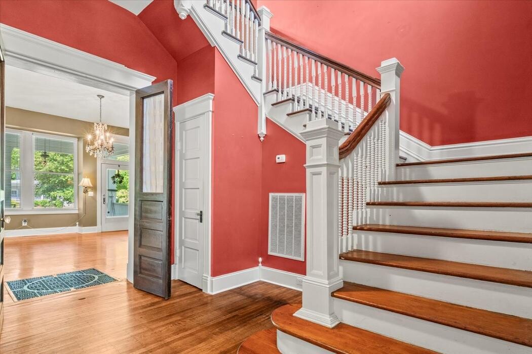 Images Coldwell Banker Deborah Gandy