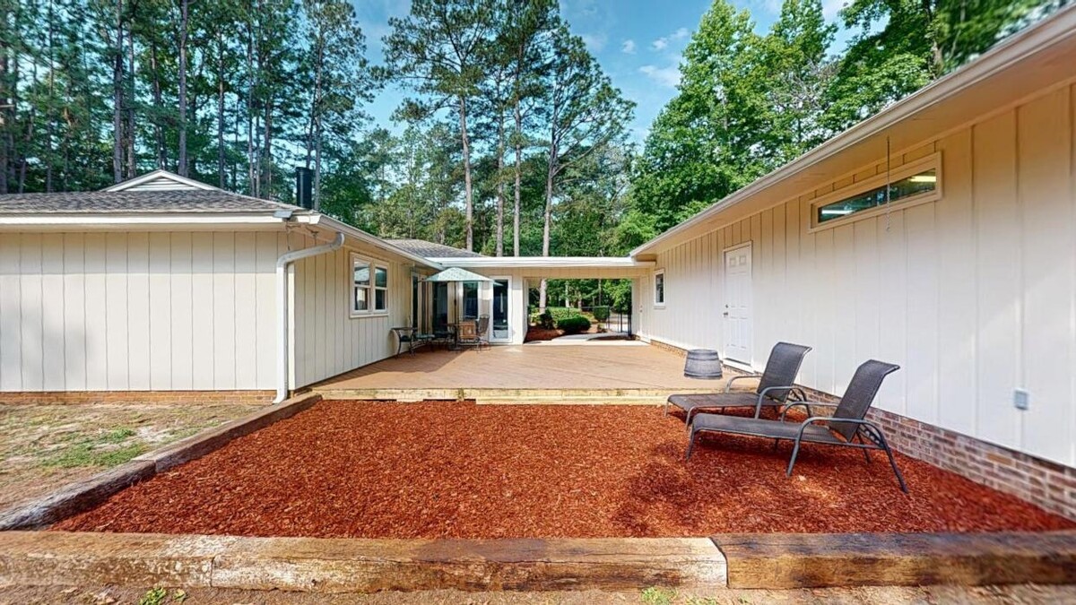 Images Coldwell Banker Deborah Gandy