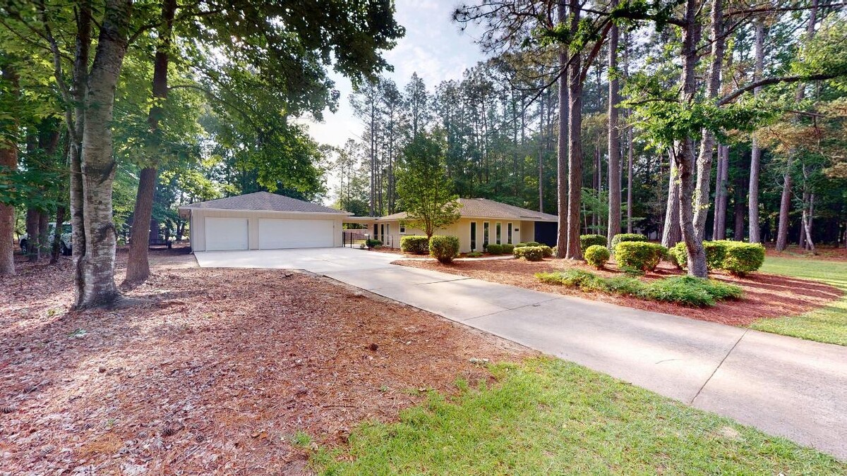 Images Coldwell Banker Deborah Gandy