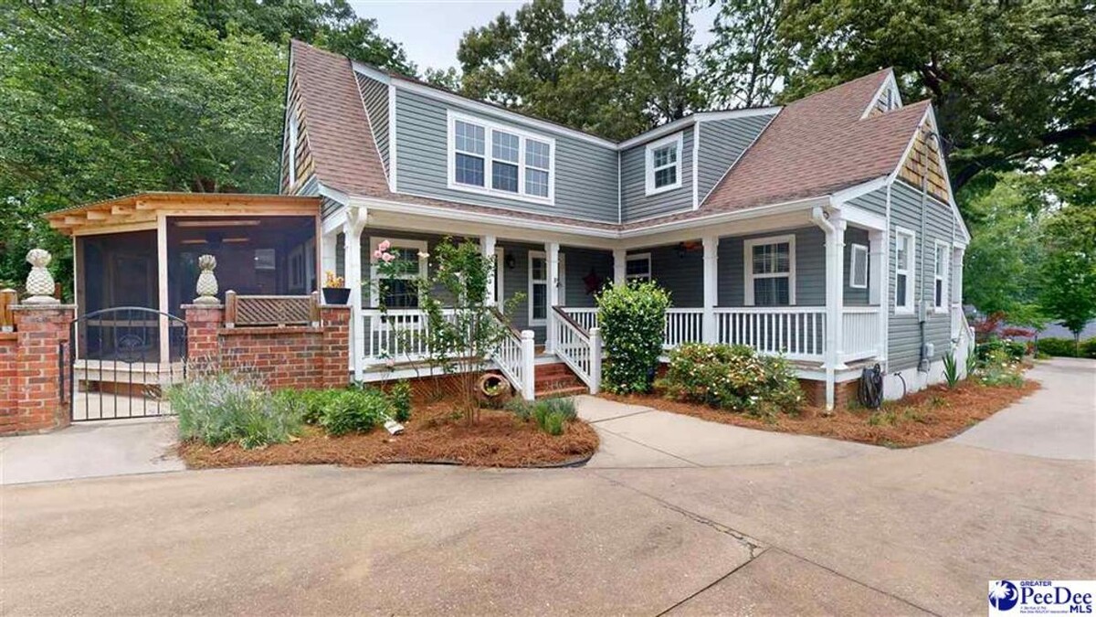 Images Coldwell Banker Deborah Gandy