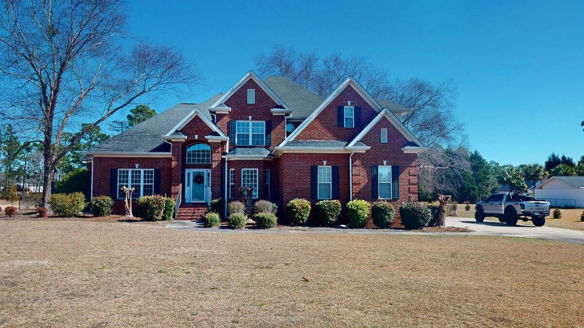 Images Coldwell Banker Deborah Gandy