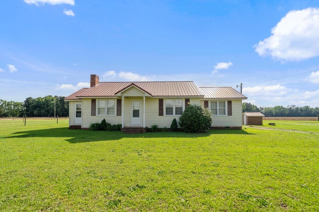 Images Coldwell Banker Deborah Gandy