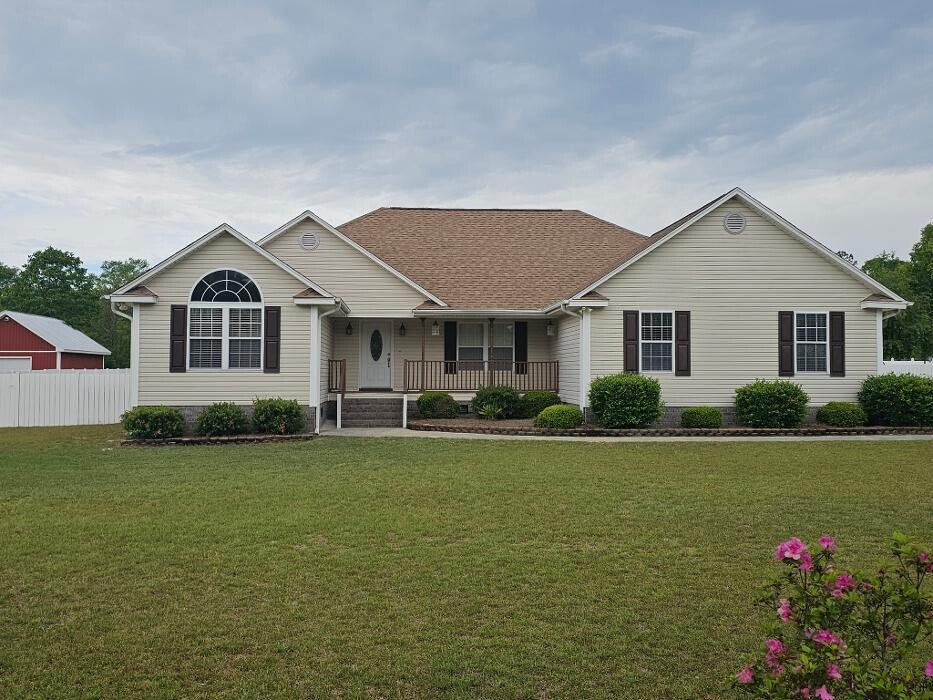 Images Coldwell Banker Deborah Gandy