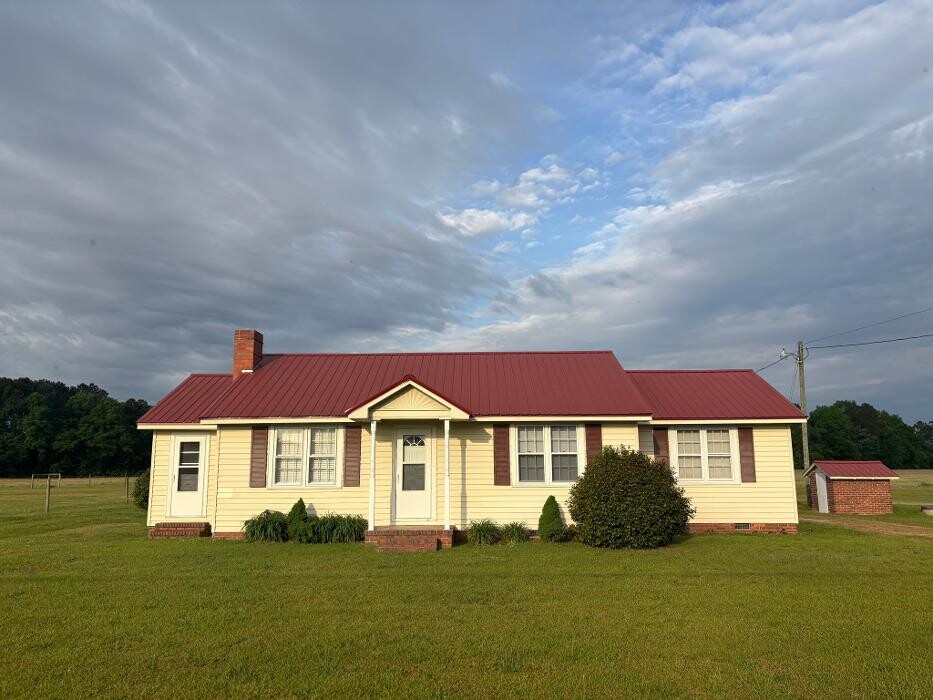 Images Coldwell Banker Deborah Gandy