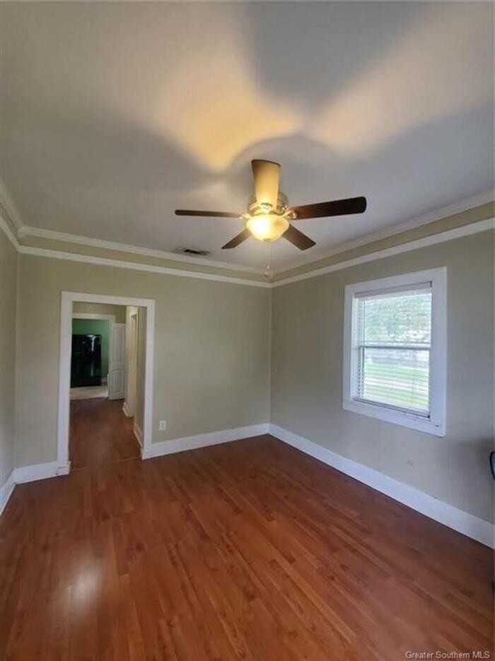 Images Century 21 Delia Realty Group