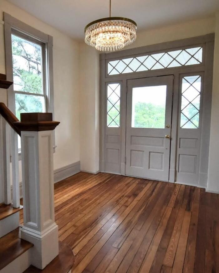 Images Century 21 Delia Realty Group