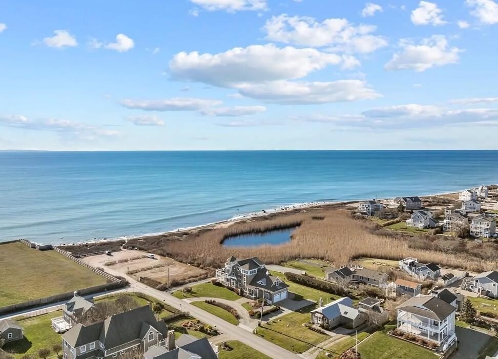 Images Century 21 Delia Realty Group