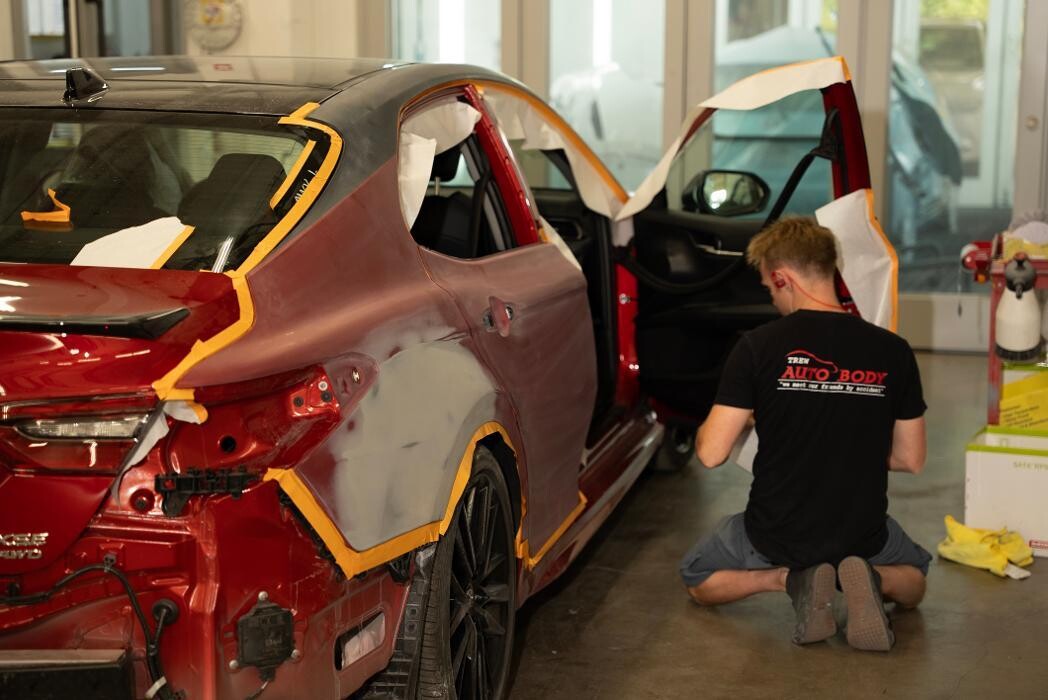 Images Trew Auto Body - Olympia