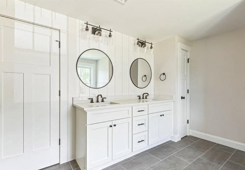 Images Champion Builders, Inc.