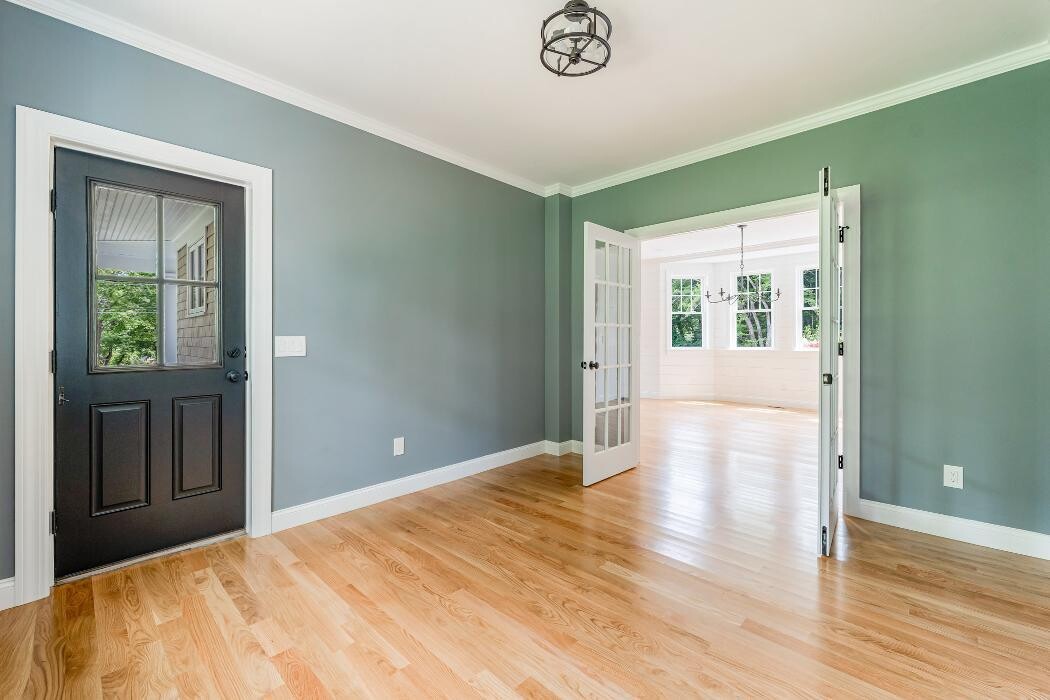 Images Champion Builders, Inc.